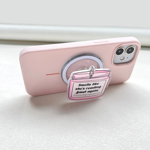 Kickstand mode - the magnetic grip propping the phone up